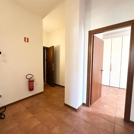 Apartment Mv Apartament 4c *