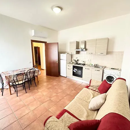Mv Apartament 4c *
